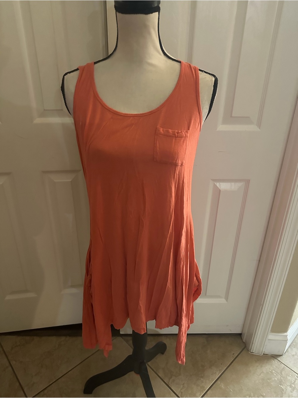 Women's Sleeveless Pocket Tank Tunic Top - Coral